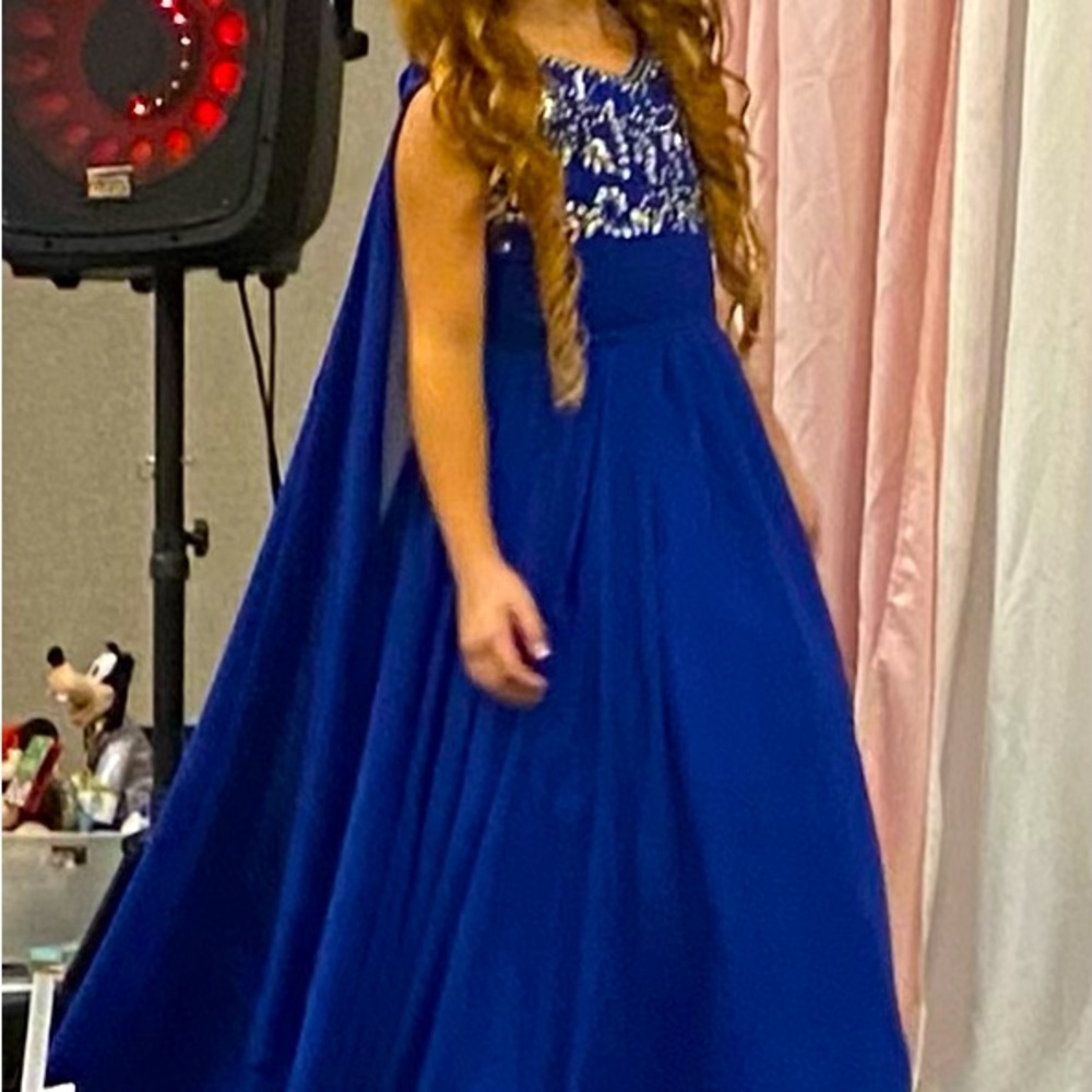 Custom ball gown with detachable cape size 7/8 girls royal blue